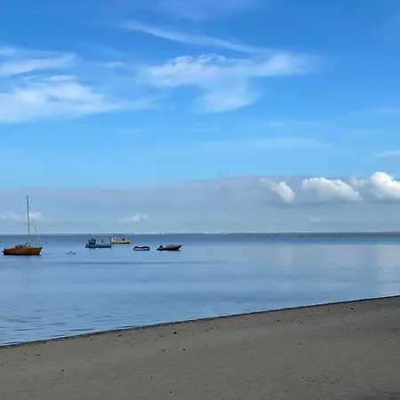 House בית אירוח